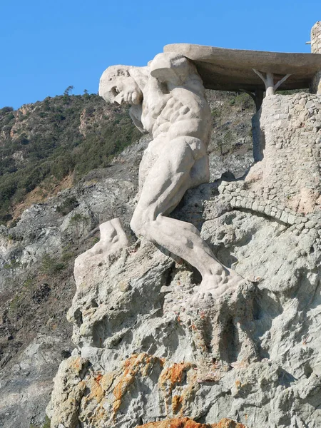 Monterosso Mare Италия 2023 Статуя Гиганта Monterosso Mare Cinque Terre — стоковое фото