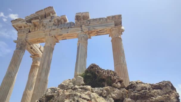 アポロン神殿の側 低角度表示 — ストック動画