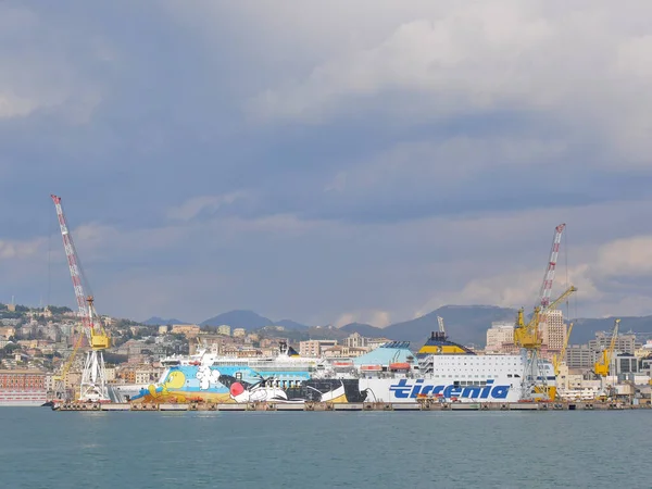 Genua Italien 2023 Hafen Genua Europas Zweitgrößter Hafen Mit Kränen — Stockfoto