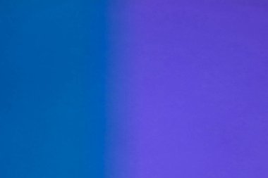 Yaratıcı tasarım kapağı sayfası için birbirlerinin içinde kaybolmak üzere koyu ve açık renk karışımından oluşan soyut arkaplan