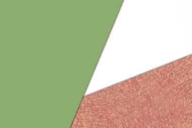 Yaratıcı kapak tasarımı için üç üçgen oluşturan desenli ve sade renkli kağıtlar