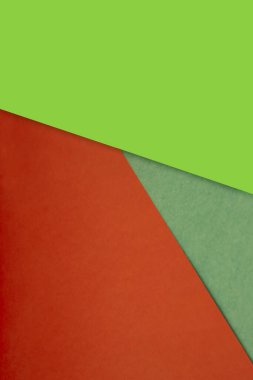 Karanlık ve aydınlık, düz ve desenli kağıtlar arka plan çizgileri kesişerek bir üçgen oluşturur.