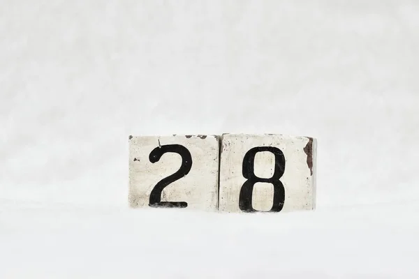 Vintage Wooden Block Calendar Number White Snow Background Copy Space — Stock Photo, Image