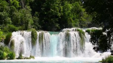 Hırvatistan 'ın Krka Ulusal Parkı' ndaki Şelaleler