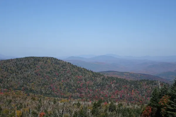 Shenandoah vadisinden tepenin manzarası