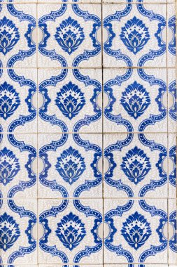 Avrupa, Portekiz, Caminha. Caminha 'daki bir binaya geleneksel el boyaması Azulejos fayansları.