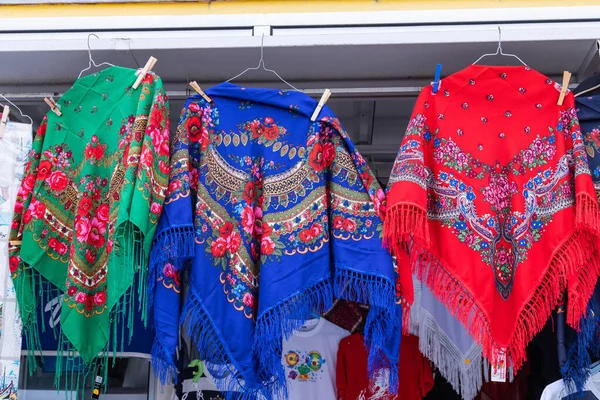 Europa Portugal Nazare Kleurrijke Schals Koop Het Strand Stad Nazare — Stockfoto