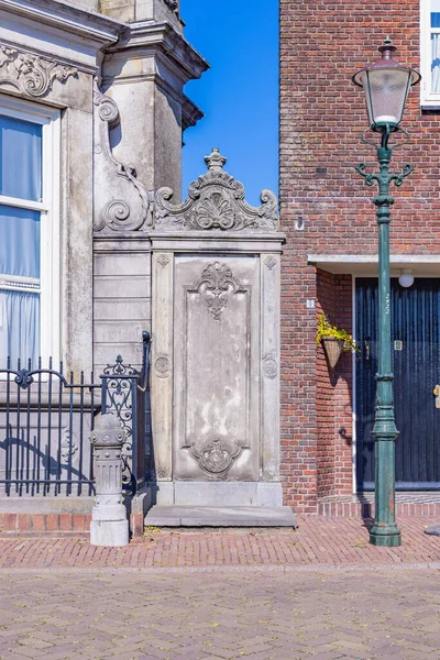 Evropa Nizozemsko Severní Holandsko Enkhuizen Dekorativní Zeď Mezi Dvěma Holandskými — Stock fotografie