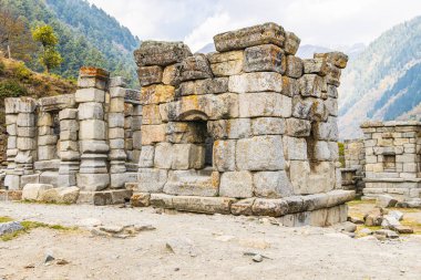 Naranag, Kangan, Jammu ve Kashmir, Hindistan. Jammu ve Kashmir 'deki Naranag Tapınakları arkeolojik alanı..