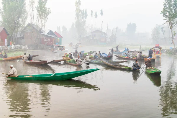 Dal Lake Rainawari Srinagar Jammu Kašmír Indie Října2022 Lodě Plovoucím — Stock fotografie