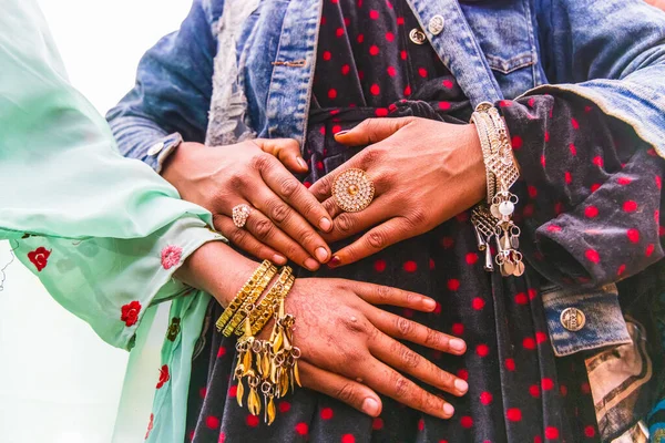 Канган Джамму Кашмир Индия Октября 2022 Года Женщины Носят Кольца — стоковое фото