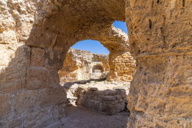 Antoninus, Kartaca, Tunus, Tunus hamamı. Kartaca 'daki Antoninus Hamamlarının Roma harabeleri.