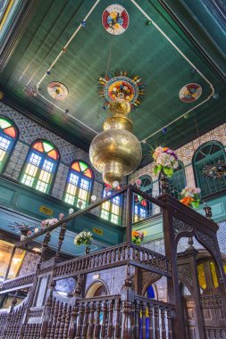 Djerba, Medenine, Tunus. 15 Mart 2023. El Ghriba Sinagogu 'nun iç görünümü.