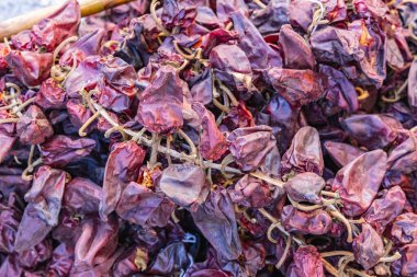 Houmt Souk, Djerba, Medenine, Tunus. Houmt Souk 'ta satılık kırmızı biber..