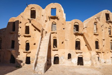 Ksar Ouled Soltane, Tataouine, Tunus. Ksar 'daki eski güçlendirilmiş Berber ambarı Soltane, Star Wars filmi 