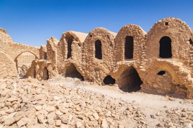 Ksar Ouled Soltane, Tataouine, Tunus. Ksar 'daki eski güçlendirilmiş Berber ambarı Soltane, Star Wars filmi 