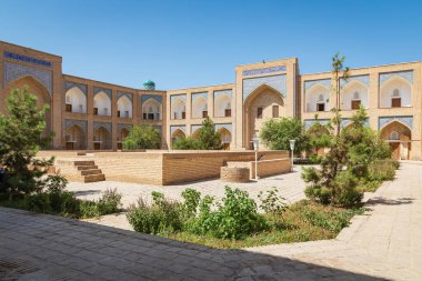 Khiva, Xorazm Bölgesi, Özbekistan, Orta Asya. Muhammed Amin Khan Madrasa 'nın Khiva' daki avlusunda..