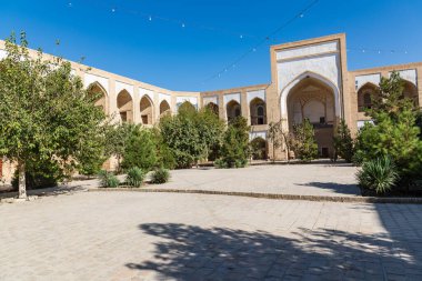 Buhara, Özbekistan, Orta Asya. Buhara 'daki Kukaldosh Madrasa avlusunda..