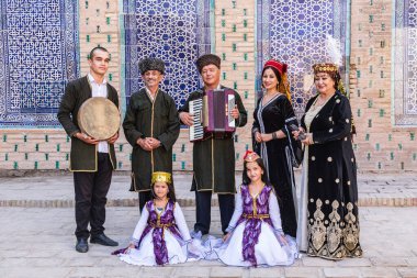 Khiva, Xorazm Bölgesi, Özbekistan, Orta Asya. 22 Ağustos 2021. Khiva 'da geleneksel bir Özbek müzik grubu.