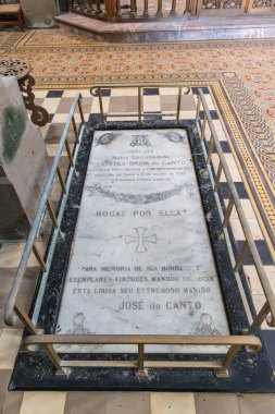 Ponta Delgada, Sao Miguel, Azores, Portekiz. 5 Nisan 2022. Taveira Brum do Canto 'nun mezarı Sao Miguel Adası' ndaki Ponta Delgada 'da bir kilisede..