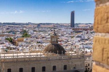 Casco Antiguo, Seville, Seville Eyaleti, Endülüs, İspanya. Sevilla Katedrali 'nin çatı manzarası.