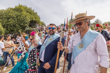 Virgen de la Cabeza, Andujar, Jaen Eyaleti, Endülüs, İspanya. 30 Nisan 2023. Cabeza Bakiresi için yapılan geleneksel hac ziyaretinde, Cabeza Leydimiz.