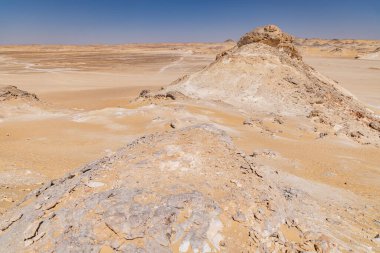 Beyaz Çöl Ulusal Parkı, Al Farafra, New Valley, Mısır. Batı Mısır 'ın çorak Beyaz Çölü.