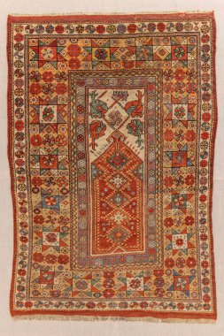 Roda Adası, Eski Kahire, Kahire, Mısır. 23 Şubat 2024. Kahire 'deki Prens Muhammed Ali Sarayı' nda antik doğu halıları..