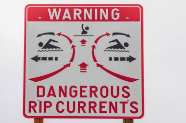 Kuzey Amerika, ABD, Washington Eyaleti, Long Beach. Tehlikeli gel-git akıntıları uyarısı.