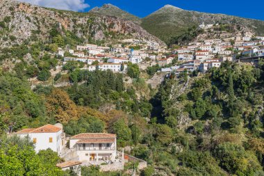 Dhermi, Hermare, Vlore, Arnavutluk. Arnavutluk 'un Dhermi dağ köyü.