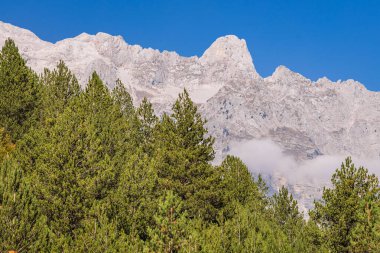 Theth, Shkoder, Arnavutluk. Theth Ulusal Parkı 'ndaki Arnavut Alpleri Dağları.