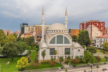 Shkoder, Arnavutluk. 18 Ekim 2024. Shkoder 'deki tarihi Ebu Bekr Camii.