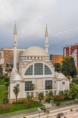 Shkoder, Arnavutluk. 18 Ekim 2024. Shkoder 'deki tarihi Ebu Bekr Camii.