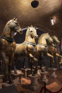 İtalya, Venedik. 27 Mar 2023. San Marco Bazilikası. Saint Mark Bronz Atları.