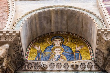 İtalya, Venedik. 27 Mar 2023. San Marco Bazilikası. Meryem Ana ve İsa 'nın Mozaiği.