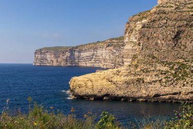 Malta, Gozo Adası. Ta Cenc Uçurumları.