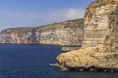 Malta, Gozo Adası. Ta Cenc Uçurumları.