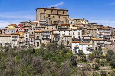 İtalya, Calabria. San Fili tepe kasabası.