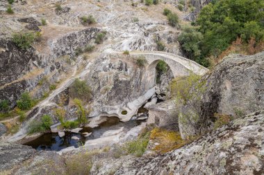 Novaci, Pelagonia, Kuzey Makedonya. Kuzey Makedonya 'daki Zovichki Köprüsü.