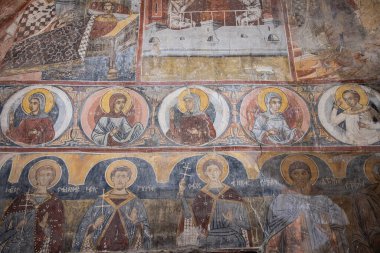 Donja Satornja, Topola, Sumadija Bölgesi, Sırbistan. 11 Eylül 2024. Donja Satornja 'daki Rosci Aziz Niklas Manastırı' ndaki duvar resimleri..