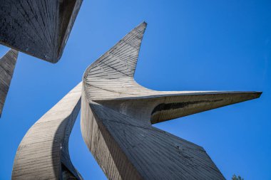 Kosmaj, Rogaca, Belgrad Bölgesi, Sırbistan. 12 Eylül 2024. Kosmay Anıtı 2. Dünya Savaşı Antfaşist partizanları, Vojin Stojiç 'in.