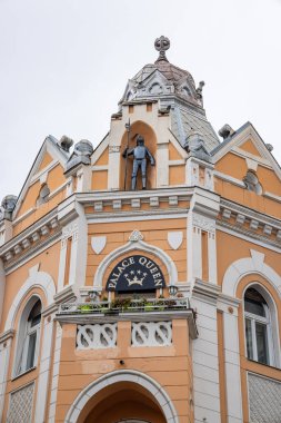 Novi Sad, Backa Bölgesi, Voyvodina, Sırbistan. 14 Eylül 2024. Novi Sad 'daki Palace Queen Oteli..