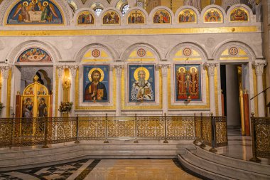 Vracar, Belgrad, Sırbistan. 15 Eylül 2024. Aziz Sava Katedrali 'ndeki simge resimleri.