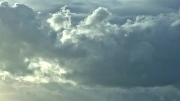 Timelapse Van Cumulus Cumulolimbus Wolken Vormen Bewegen Een Stormachtige Hemel — Stockvideo