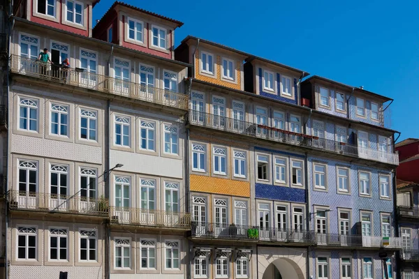 Порту Португалия Февраля 2023 Года Фасад Здания Португальском Стиле Мозаикой — стоковое фото