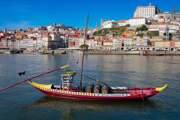 Porto Portugalsko Února2023 Ribeira Porto Porto Riverside Douro River Loď — Stock fotografie