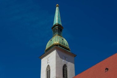 Bratislava, Slovakya 'daki Roma Katolik Başpiskoposluğunun katedrali Saint Martin Katedrali.