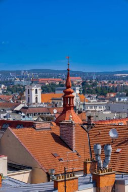 Brno, Çek Cumhuriyeti. 25 Haziran 2024. Brno 'nun panoramik şehir görünümü