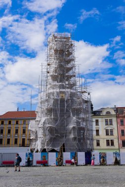 Olomouc, Çek Cumhuriyeti. 24 Haziran 2024. Kutsal Üçlemeci Sütunu restore ediliyor. Çek Cumhuriyeti 'nin en büyük Barok heykel grubu.