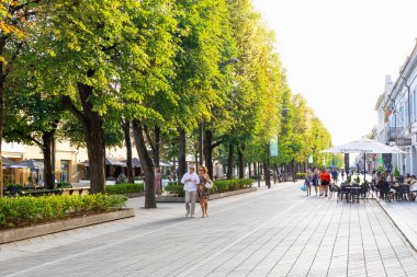 Kaunas, Litvanya. 30 Haziran 2024. Özgürlük Bulvarı manzarası